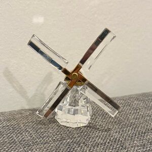 Swarovski Faceted Crystal Journeys Memories Moving Windmill Figurine